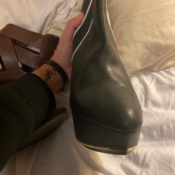 Sexy LAMB Black Leather High Wedge Booties Sz 9.5 - Picture 12 of 12